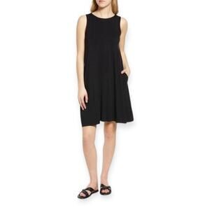 Caslon Sleeveless Swing Dress in Black
